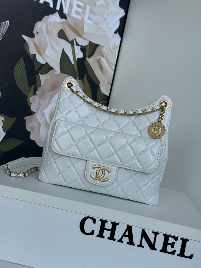 Ch**el hobo bags